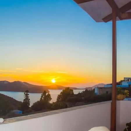 Palaios Rooms Plaka  Номер фото